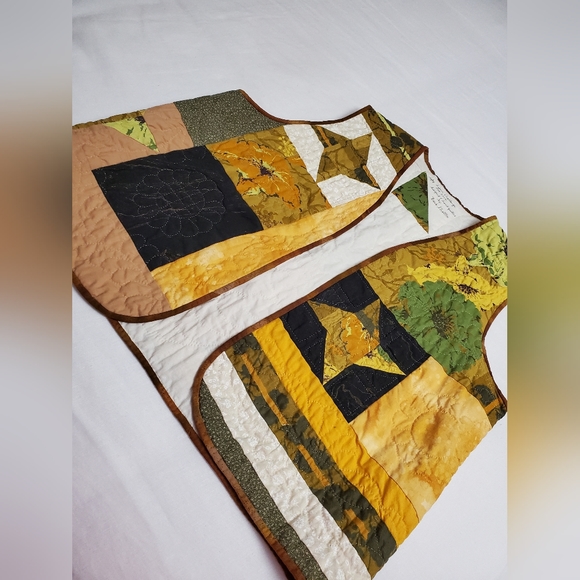 Vintage Y2K Handmade Floral Print Quilted Patchwork Vest One Size Boho Chic - Picture 7 of 14